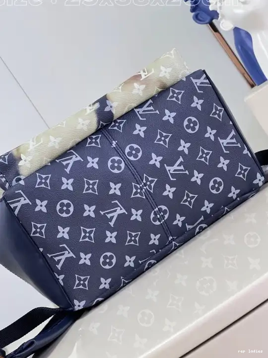 Cheap VUITTON BACKPACK DISCOVERY PM LOUIS 0518